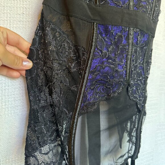 NWT VS Lace Up Black Satin Corset Lingerie - Picture 7 of 9